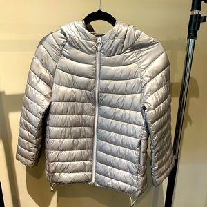 Designer silver woman’s 3/4 sleeves jacket, size x-small, trendy, BCBG